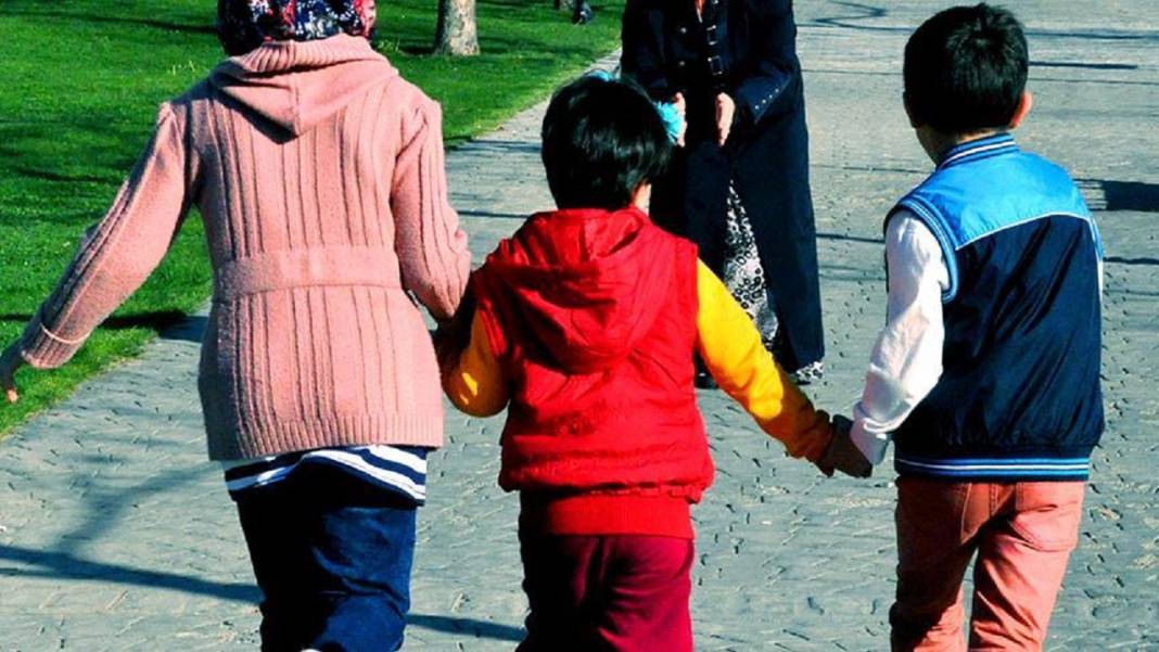 Türkiye'deki okul saldırıları sonrası ebeveynlere uyarı! 'Benim çocuğum öyle biri değil' demeyin: Bu özellikler ele veriyor 17